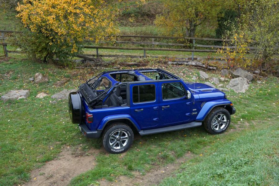  Jeep Wrangler Unlimited Overland (JL) 2018 года  (EU) (фото 11 из 12)